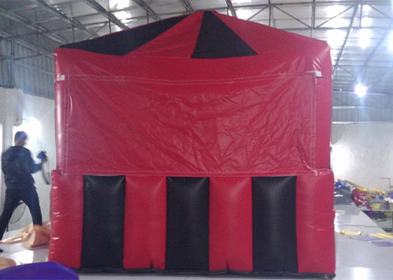 Κίνα Κόκκινη/μαύρη μικρή διαμορφωμένη κύβος διογκώσιμη σκηνή αέρα για το μουσαμά PVC γάμου ή έκθεσης προμηθευτής